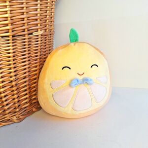 NWOT Squishmallows CELIA the ORANGE Adorable Yellow Citrus Pillow Pal Kawaii